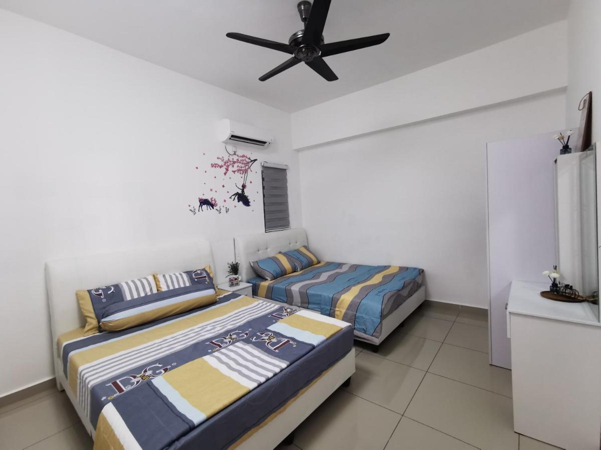 Coco Homestay 旅人の家@The Venus Sitiawan Perak Екстериор снимка