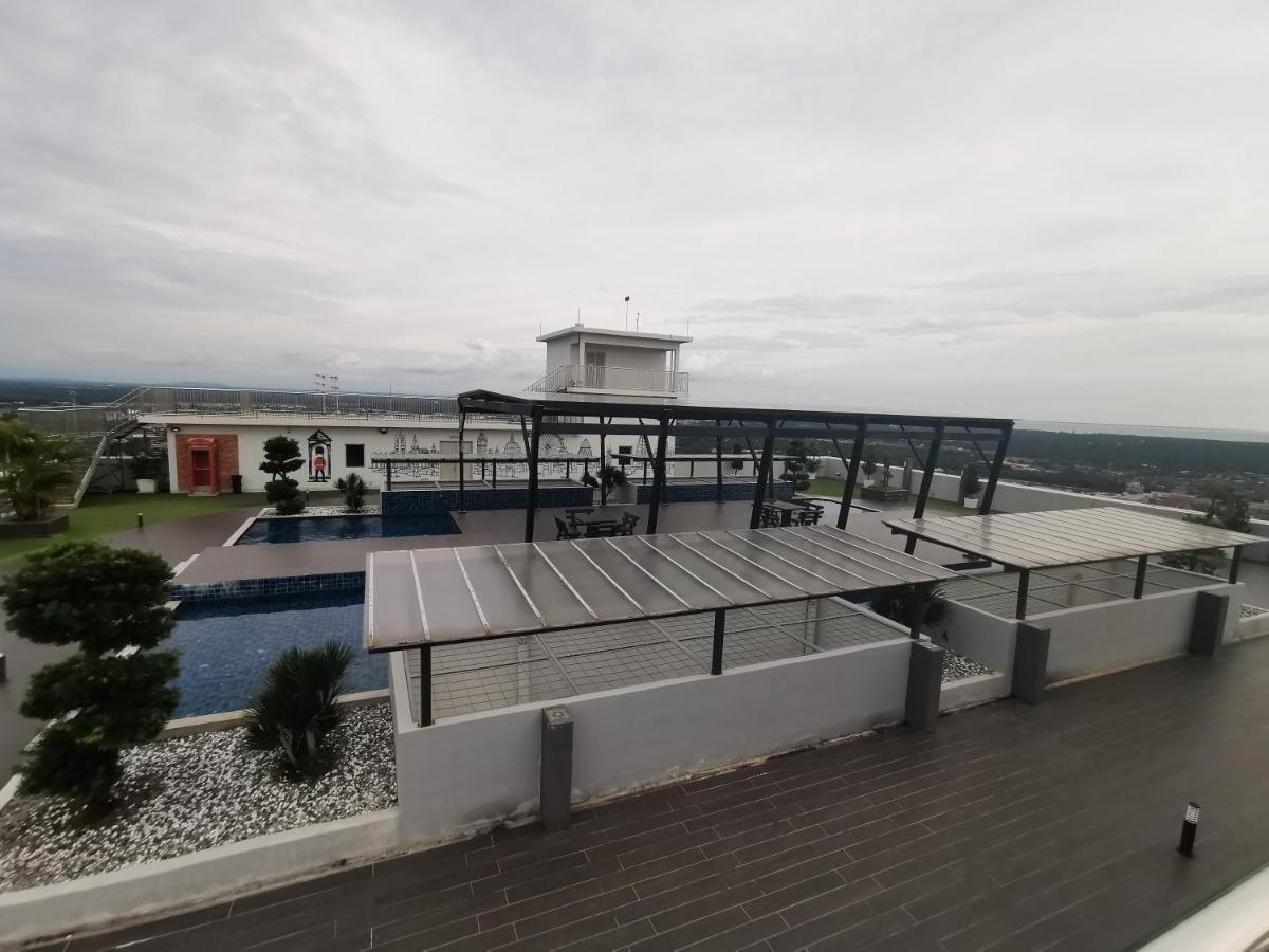 Coco Homestay 旅人の家@The Venus Sitiawan Perak Екстериор снимка